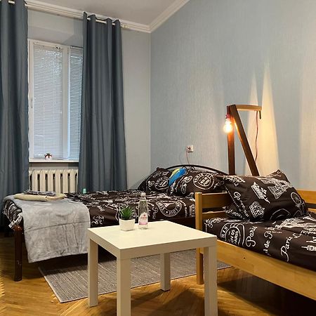 Ararat-Klovskaya Hostel-Apartments Kiev Экстерьер фото