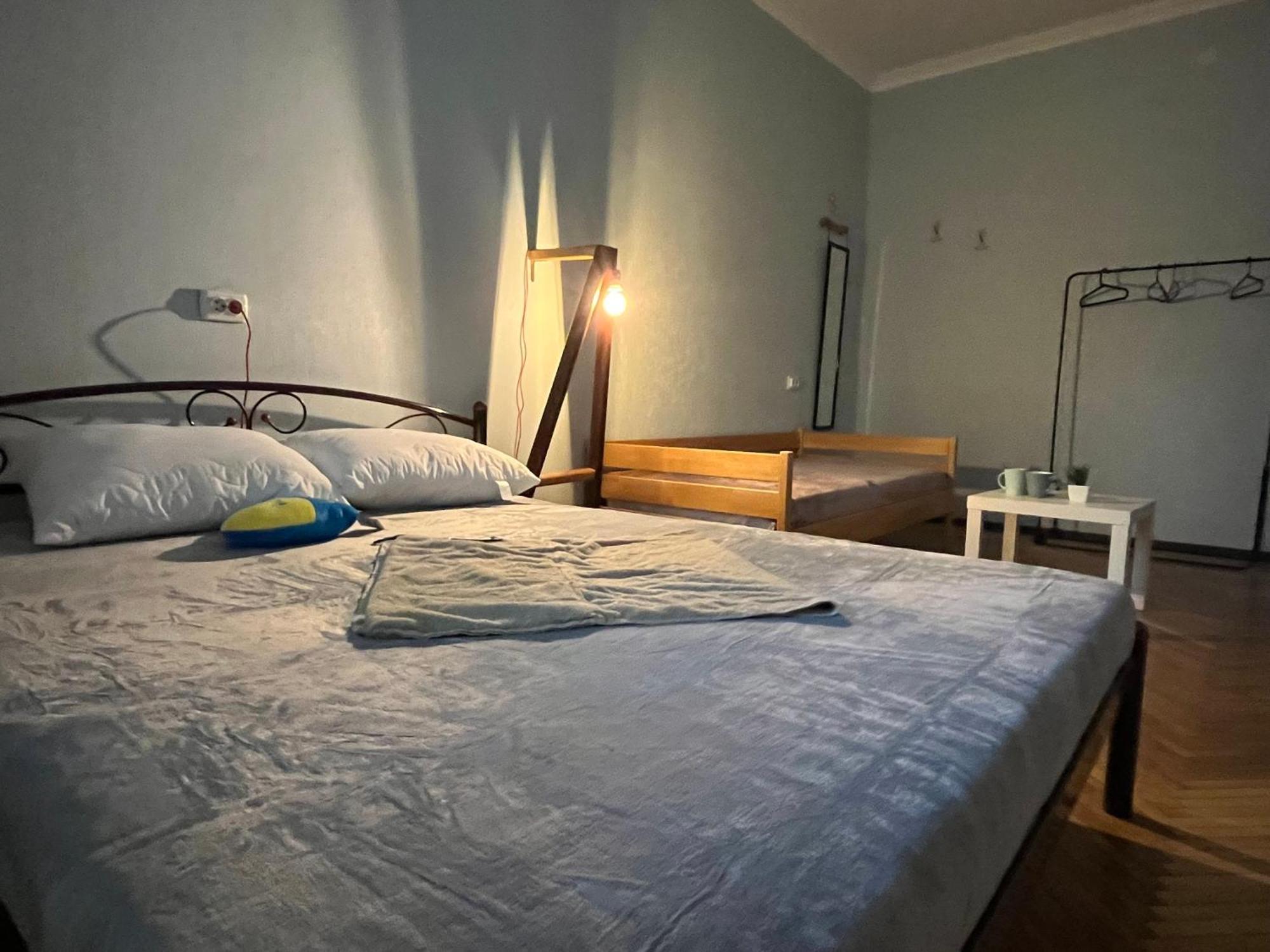 Ararat-Klovskaya Hostel-Apartments Kiev Экстерьер фото
