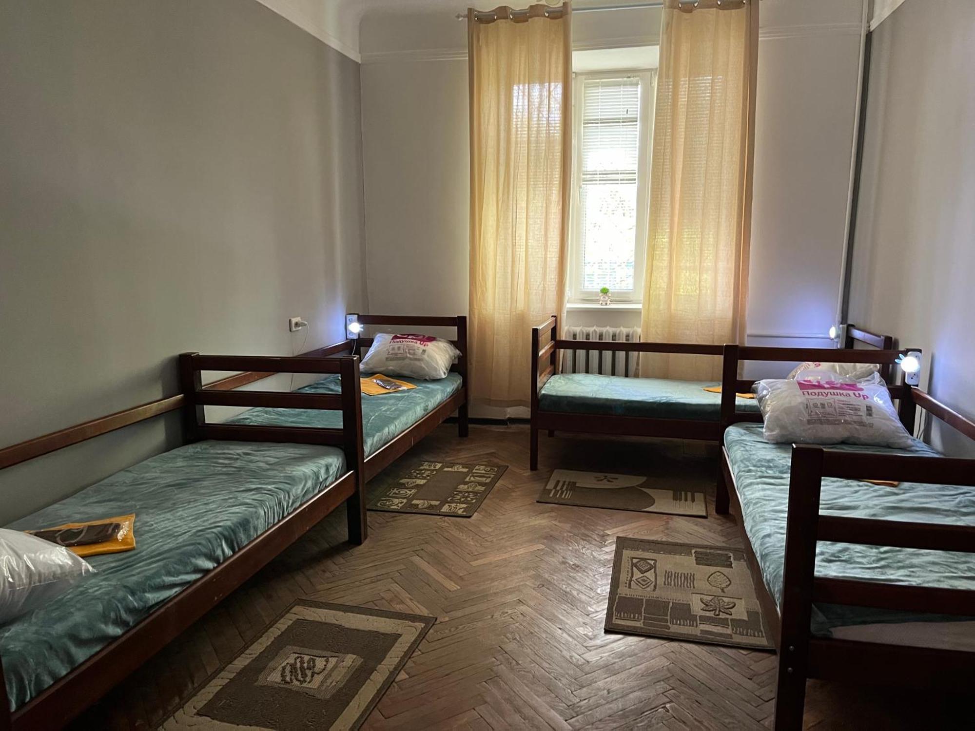 Ararat-Klovskaya Hostel-Apartments Kiev Экстерьер фото